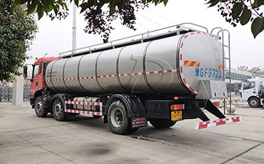 謝絕"冷"遇！淄博奶商二次下單新東鮮奶運輸車破解行業(yè)痛點