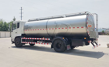 日修58輛貨車 成都北車輛段助物資運(yùn)輸